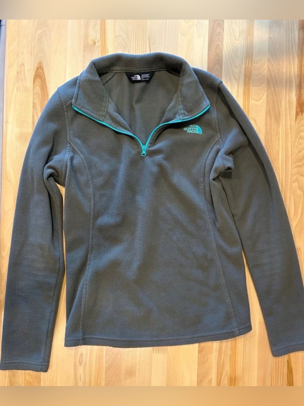 S North Face Quarter Zip Fleece